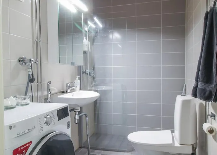 Modern 42m2 With Free Parking 아파트 쿠오피오